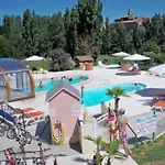 Kamp alanı Confort Pour 5 Pers Avec Terrasse - Api-1-52-1941 *