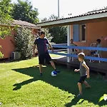 Confort Pour 5 Pers Avec Terrasse - Api-1-52-1941 * Montlaur (Aveyron)